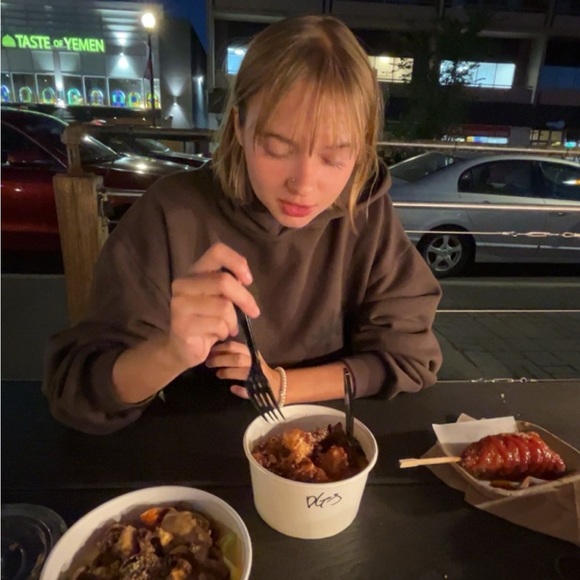 Hi :) - Picture 1 of 9